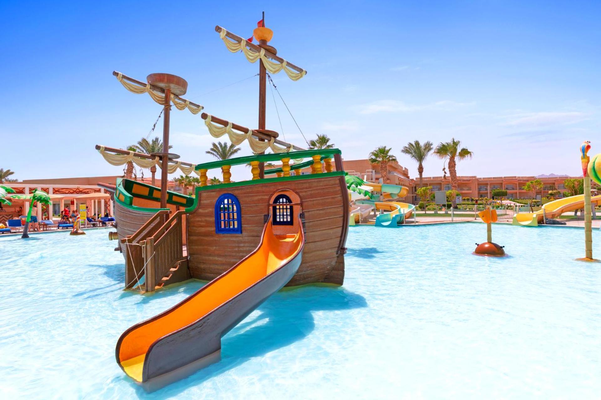 Pickalbatros Royal Moderna Sharm "Aqua Park" Hotel Екстериор снимка
